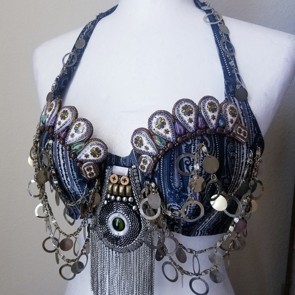 Belly Dancer Gypsy Hand Beades Costume - Picture 4 of 16